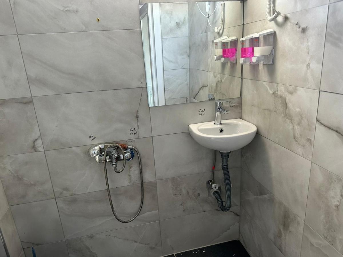 צ'נקלה Nr1 Hotel מראה חיצוני תמונה
